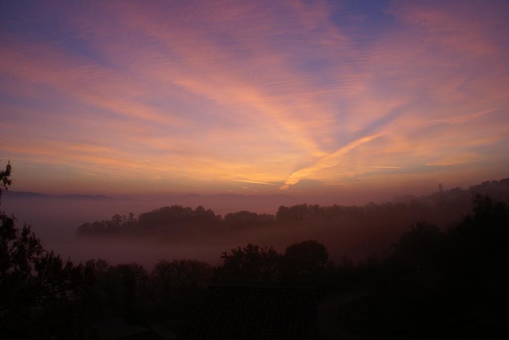 Fonte Chiara Villa กุบบีโอ ภายนอก รูปภาพ